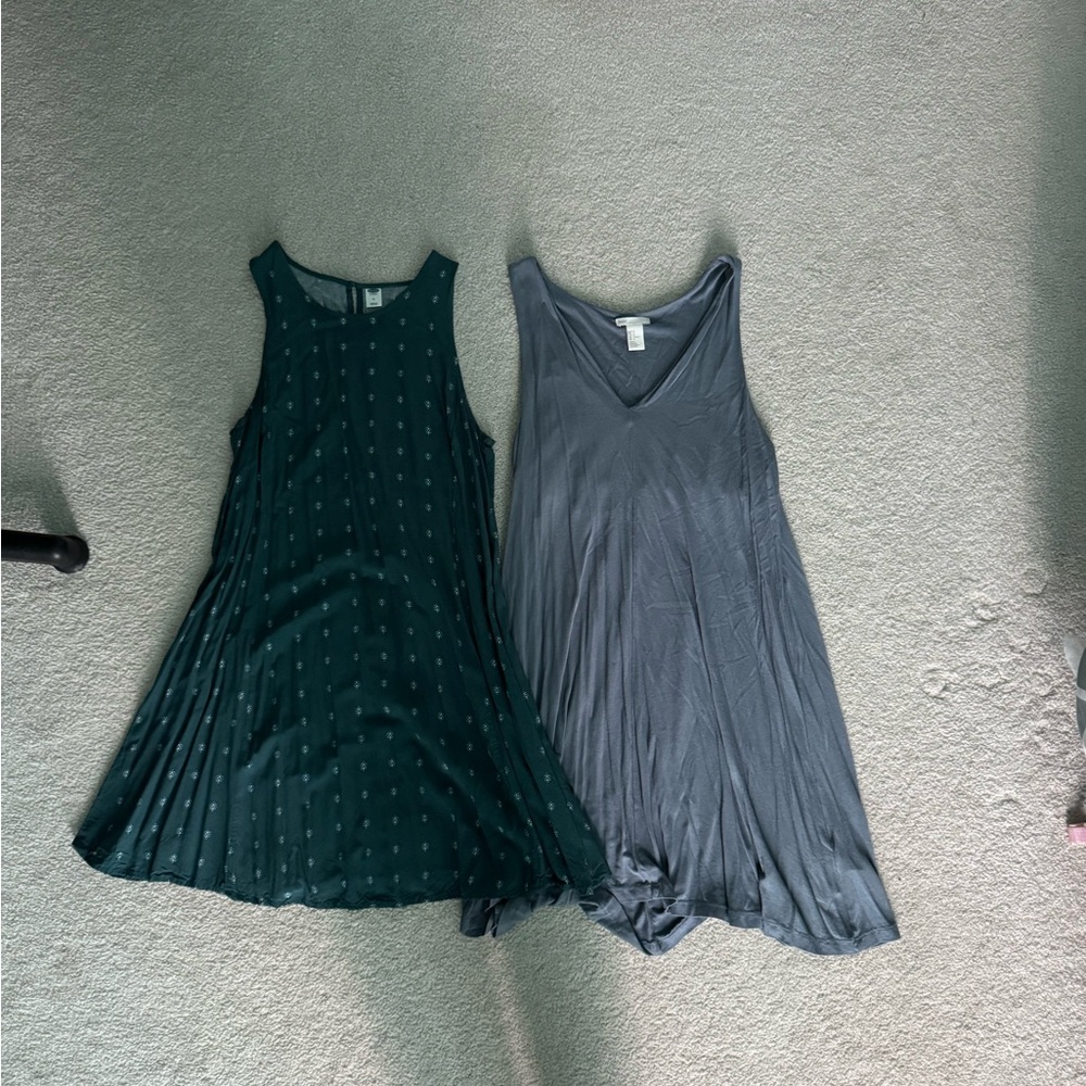 Green and blue-gray Sleeveless short Dresses
